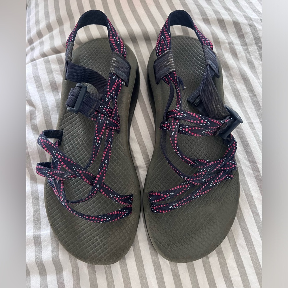 Chaco hiking Sandles